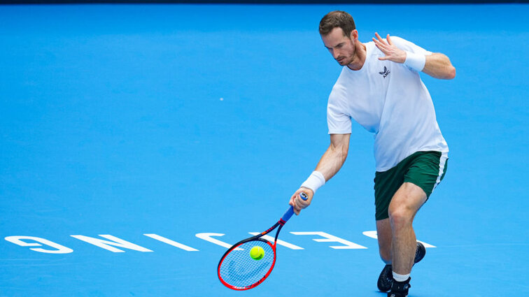 Andy Murray unterlag gegen Alex de Minaur in drei Sätzen. Andy Murray unterlag gegen Alex de Minaur in drei Sätzen.