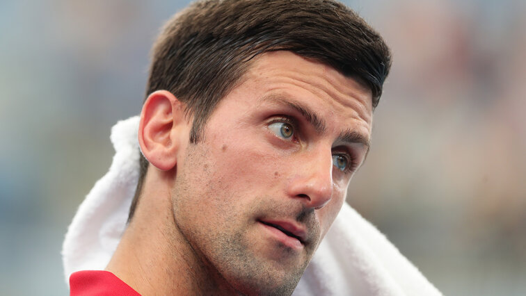 Novak Djokovic nimmt einen Kollegen in Schutz Novak Djokovic takes a colleague under protection