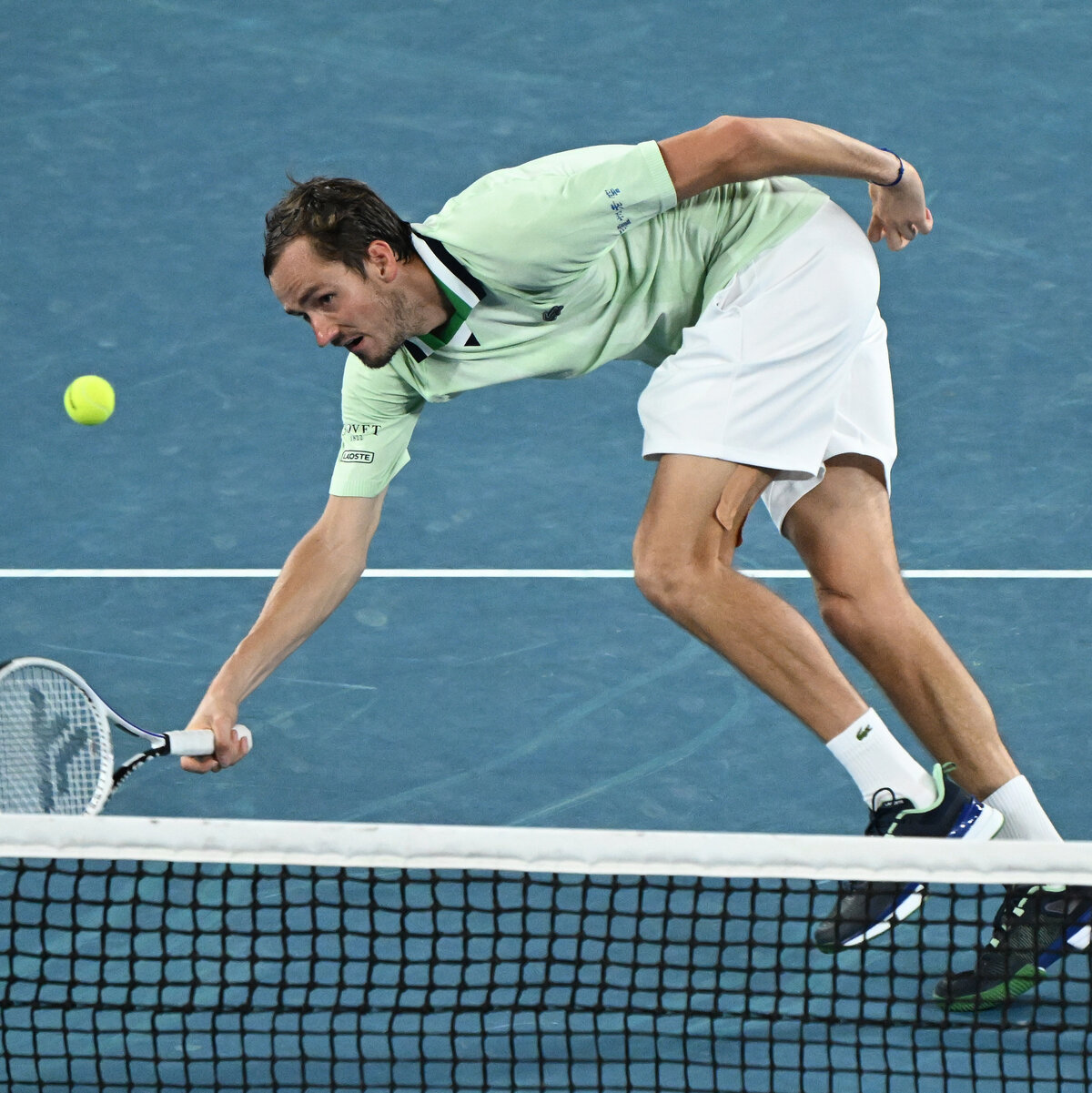 Australian Open Daniil Medvedev dreht 02-Satzrückstand gegen Auger-Aliassime und steht im Halbfinale! · tennisnet