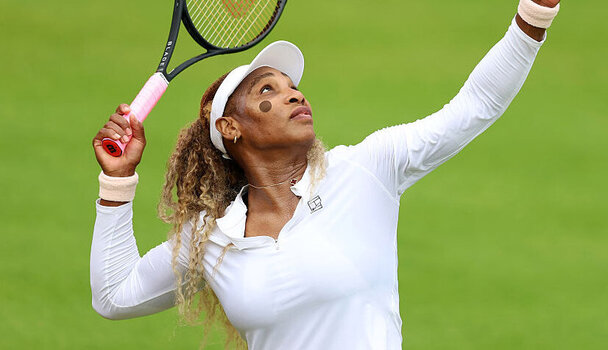Serena Williams ist mit einem Sieg zurückgekehrt