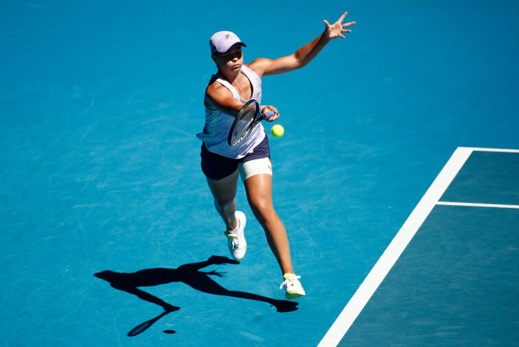 Ashleigh Barty wird zu Beginn der Saison in Adelaide spielen Ashleigh Barty wird zu Beginn der Saison in Adelaide spielen
