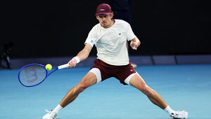 Alex de Minaur schlug Alexander Bublik klar