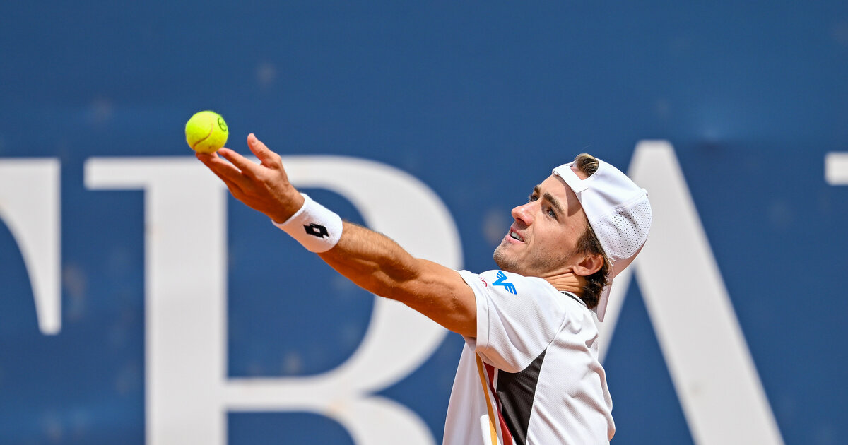 Photo: tennisnet.com Lukas Neumayer schlägt in dieser Woche im italienischen Todi auf