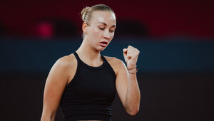 Anastasia Potapova siegt und siegt