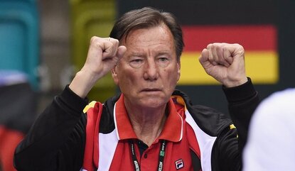 Niki Pilic agierte in Göteborg als Coach!