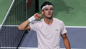 Jakub Mensik steht im Achtelfinale von Shanghai