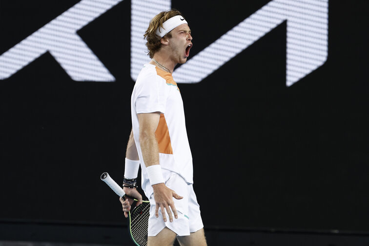 Andrey Rublev steht in Marseille im Finale Andrey Rublev is in the final in Marseille
