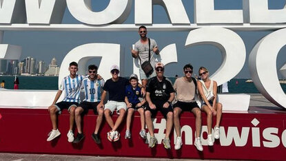 Ja, irgendwo auf diesem Bild versteckt sich auch Diego Schwartzman Ja, irgendwo auf diesem Bild versteckt sich auch Diego Schwartzman