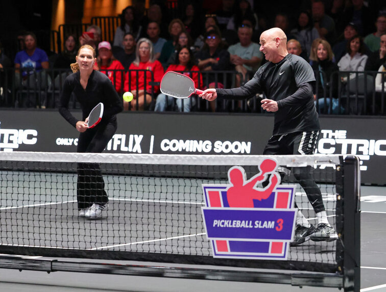 Steffi Graf und Andre Agassi sind begeisterte Pickleball-Spieler Steffi Graf und Andre Agassi sind begeisterte Pickleball-Spieler