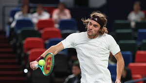 Stefanos Tsitsipas steht im Halbfinale von Almaty.