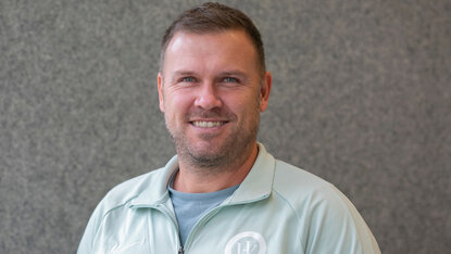 Alexander Waske leitet seine Tennis University in Offenbach