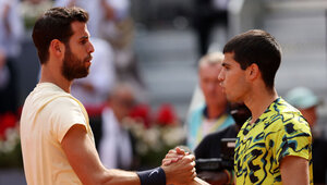 Karen Khachanov hat gegen Carlos Alcaraz noch keinen Satz gewonnen