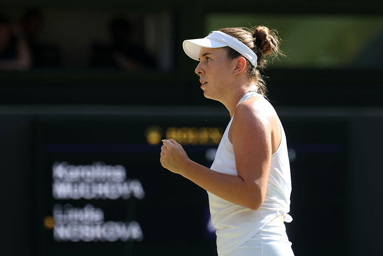 Linda Noskova bejubelte ihren ersten Grand-Slam-Titel Linda Noskova bejubelte ihren ersten Grand-Slam-Titel