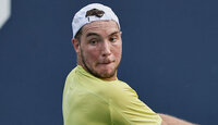 Jan-Lennard Struff hat sich gegen Arthur Fils von einer sehr guten Seite gezeigt Jan-Lennard Struff hat sich gegen Arthur Fils von einer sehr guten Seite gezeigt