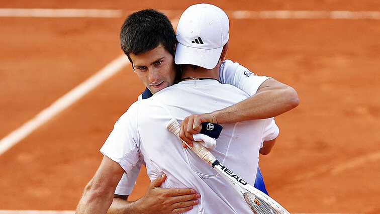 Novak Djokovic and Jürgen Melzer 2010 in Roland Garros