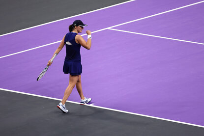 Iga Swiatek ist bei den WTA-Finals bislang eine Klasse für sich Iga Swiatek ist bei den WTA-Finals bislang eine Klasse für sich