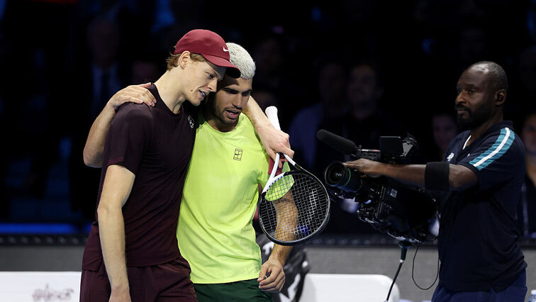 Jannik Sinner und Carlos Alcaraz begeistern die Tennisfans auf der ganzen Welt. Jannik Sinner und Carlos Alcaraz begeistern die Tennisfans auf der ganzen Welt.