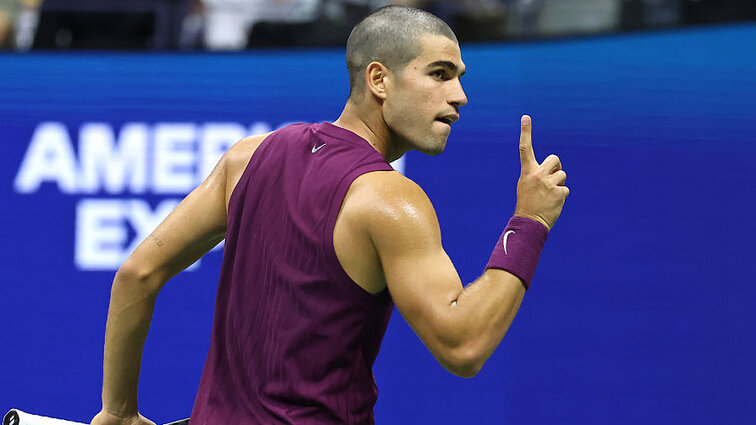 Carlos Alcaraz hat mit Mattia Belucci keine Probleme gehabt Carlos Alcaraz hat mit Mattia Belucci keine Probleme gehabt