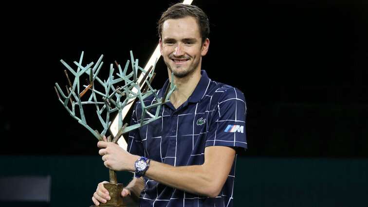 Daniil Medvedev hat 2020 in Paris-Bercy gewonnen Daniil Medvedev won in Paris-Bercy in 2020