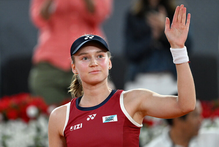 Die Kasachin Elena Rybakina steht beim WTA-Tour-1000-Turnier in Rom in der dritten Runde