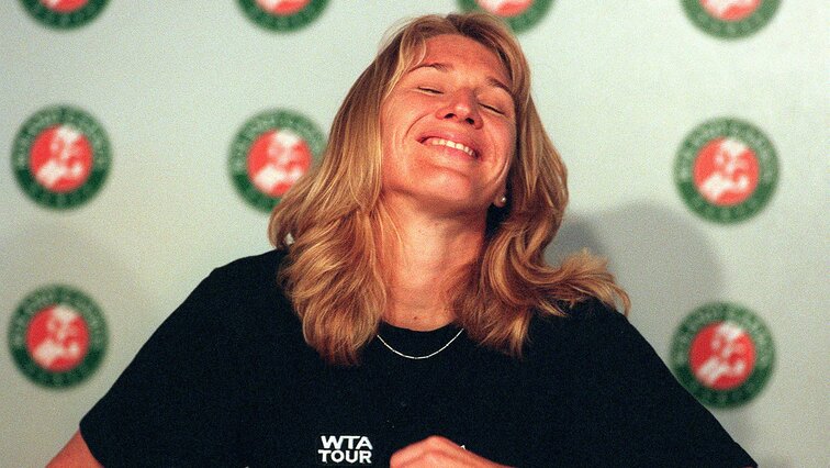Steffi Graf had a good laugh in Paris in 1999
