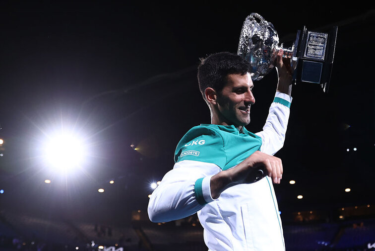 Novak Djokovic gewann in Melbourne seinen 18. Grand-Slam-Titel Novak Djokovic will probably only return to the tour in the clay court season