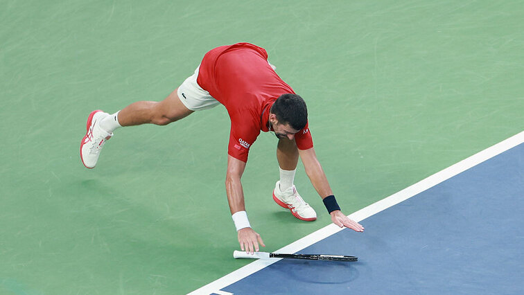 Hier stürzt Novak Djokovic Hier stürzt Novak Djokovic