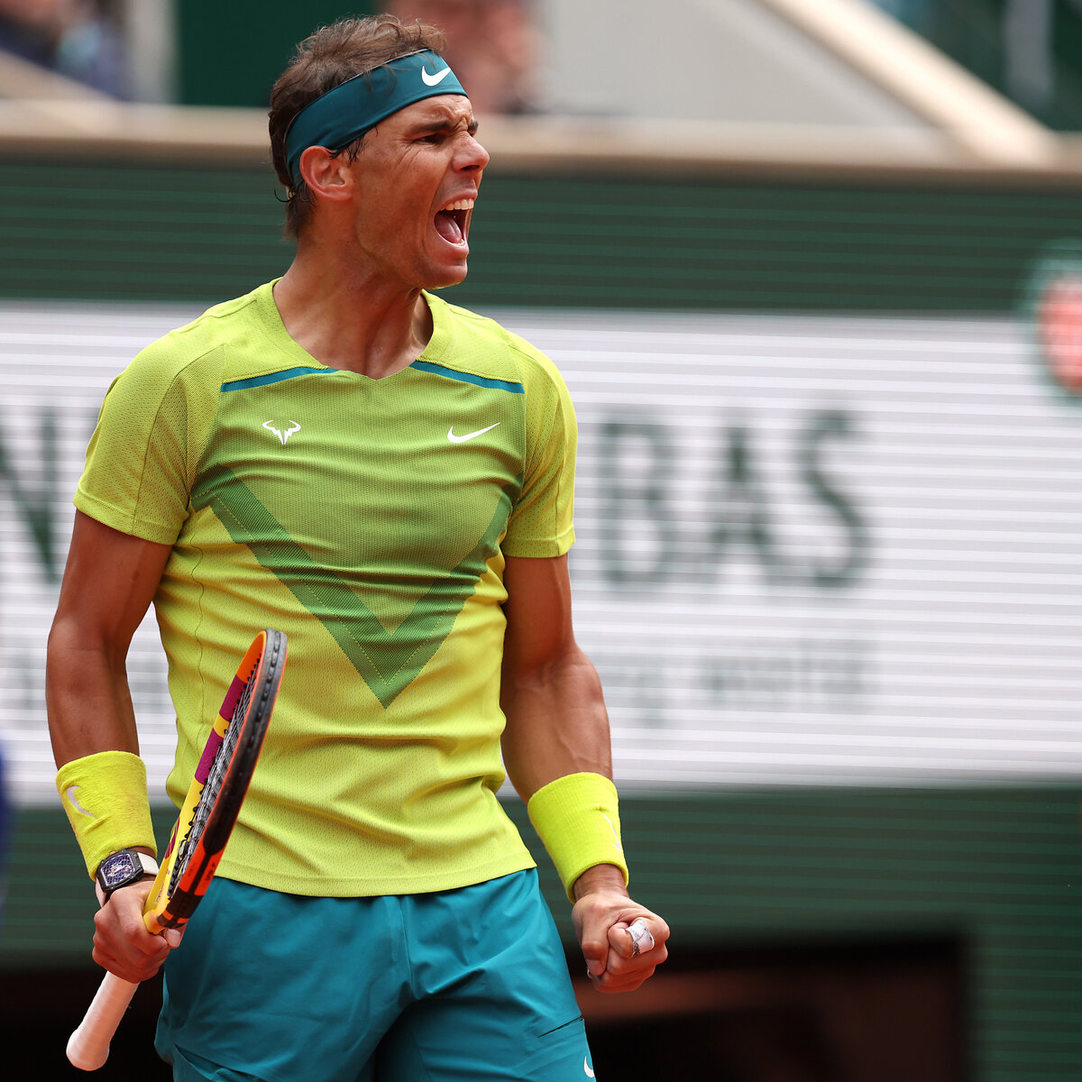 French Open 2022 Rafael Nadal has to stretch against Felix Auger-Aliassime 