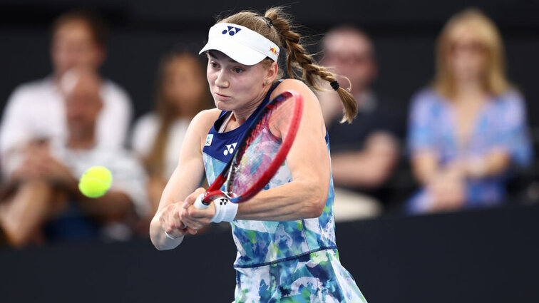 Elena Rybakina wurde im Match gegen Linda Noskova ihrer Favoritenrolle gerecht und steht im Endspiel von Brisbane. Elena Rybakina wurde im Match gegen Linda Noskova ihrer Favoritenrolle gerecht und steht im Endspiel von Brisbane.