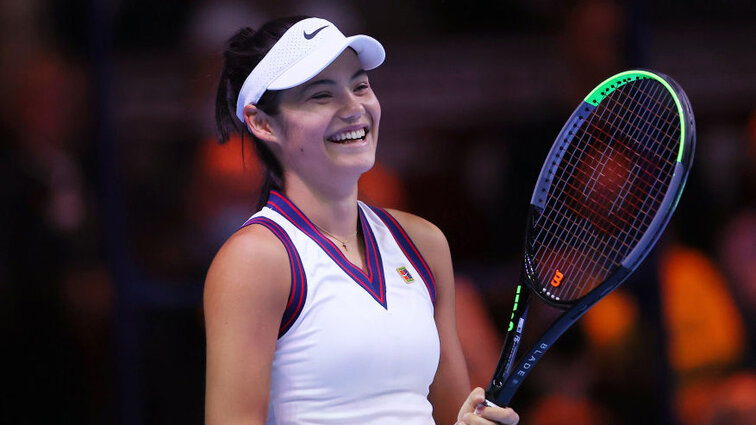 Emma Raducanu: Mit 19 Siegen zur Multi-Millionärin Emma Raducanu at London's Royal Albert Hall