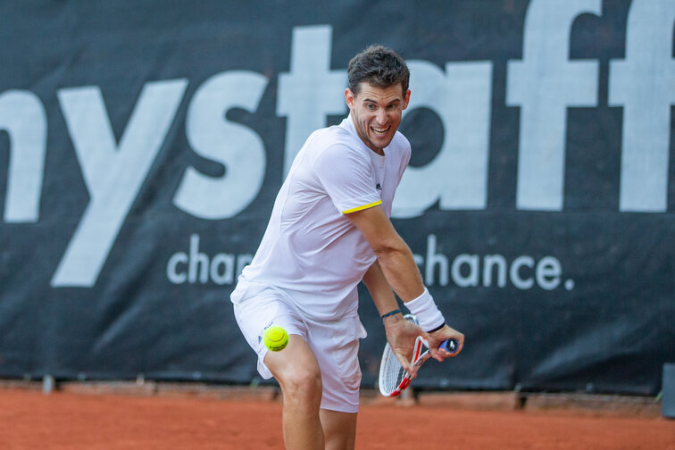 Dominic Thiem hat in Bastad einen Auftaktsieg feiern können 