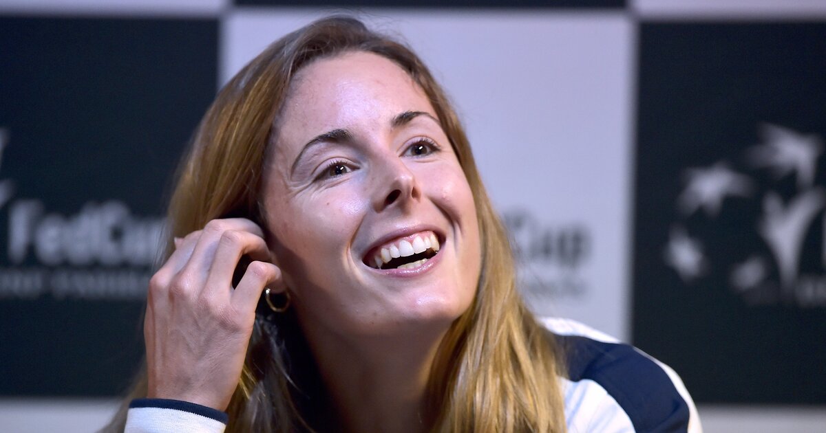 Alizé publishes book about her life on the WTA tour ·