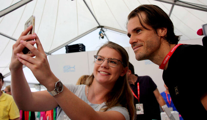 Das war's nun endgültig. Tommy Haas spielte am Mittwoch sein letztes ATP-Match in Deutschland - im Doppel an der Seite des 18-jährigen Daniel Altmaier.