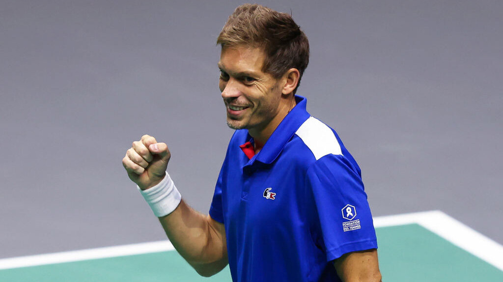 ATP-Masters-Paris-Mahut-reitet-mit-Dimitrov-in-den-Sonnenuntergang