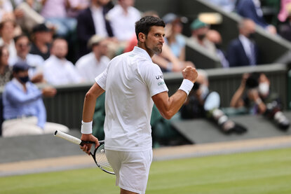 Novak Djokovic krönte sich am Sonntag zum Champion von Wimbledon Novak Djokovic krönte sich am Sonntag zum Champion von Wimbledon