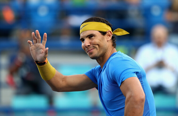 Rafael Nadal would like to greet from above in Brisbane