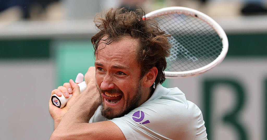 ATP-Halle-Medvedev-schon-im-Viertelfinale-Tsitsipas-scheidet-aus