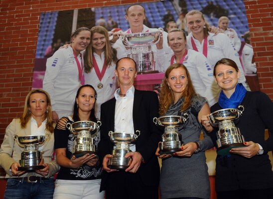 Alle SiegerTeams seit 2001 ·