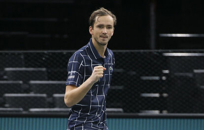 Daniil Medvedev steht beim ATP-Masters-1000-Event von Paris-Bercy im Finale Daniil Medvedev steht beim ATP-Masters-1000-Event von Paris-Bercy im Finale
