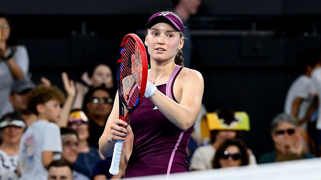 WTA-Brisbane-Rybakina-mit-solidem-Muchova-mit-wackeligem-Start