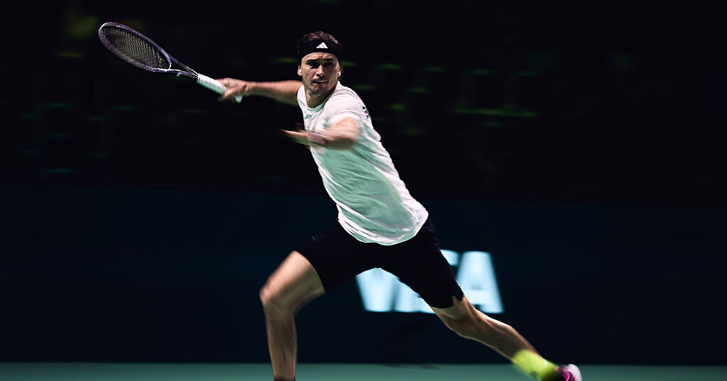 Davis-Cup-Alexander-Zverev-bleibt-cool-und-beschert-Deutschland-den-Ausgleich