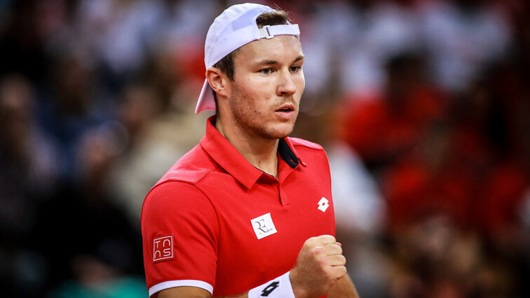 Lucas Miedler im österreichsichen Nationaltrikot beim Davis Cup in Kroatien