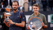 Das Siegerbild vom letzten Jahr: Daniil Medvedev und Holger Rune