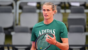 Alexander Zverev beim Trainieren auf dem Center Court in Hamburg