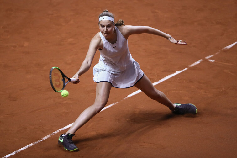 Antonia Lottner Antonia Lottner schlug Belinda Bencic