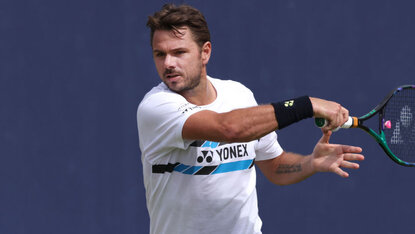 Stan Wawrinka hat in Metz Daniil Medvedev besiegt Stan Wawrinka hat in Metz Daniil Medvedev besiegt