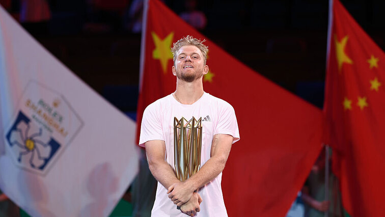 Alejandro Davidovich Fokina gewann in Shanghai seinen ersten Masters-Titel.