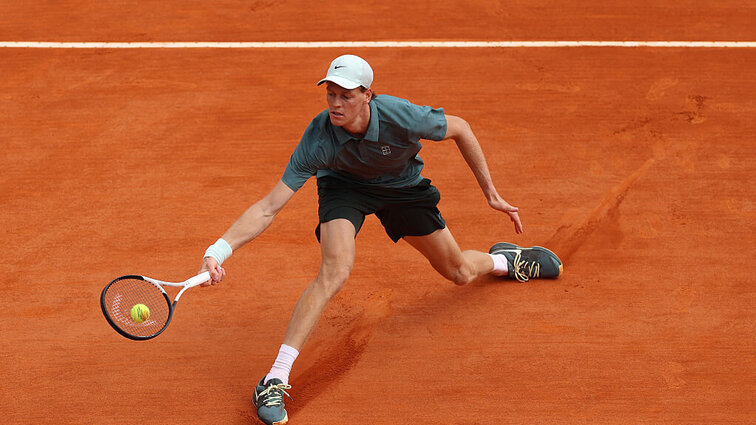 Jannik Sinner zeigte Alexander Zverev erneut die Grenzen auf. Jannik Sinner zeigte Alexander Zverev erneut die Grenzen auf.