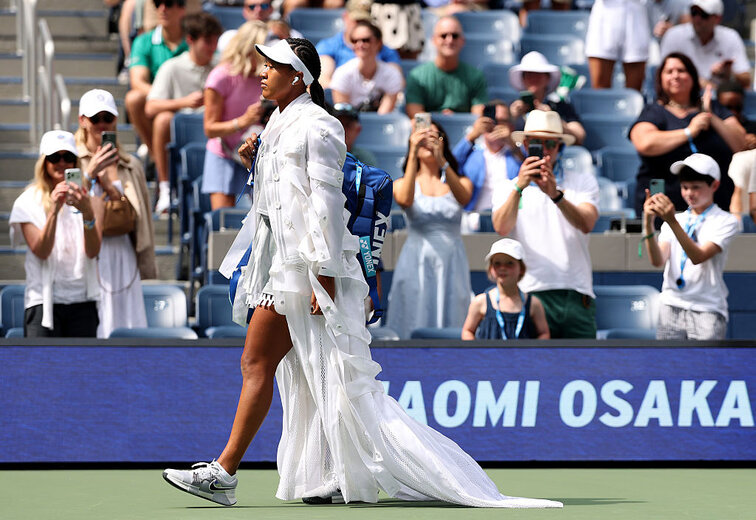 Naomi Osaka hat am Donnerstag Silber zu Markte getragen Naomi Osaka hat am Donnerstag Silber zu Markte getragen