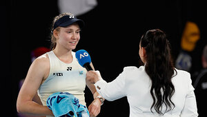 Elena Rybakina freute sich ganz besonders über den guten Ausgang des Tiebreaks im zweiten Satz.